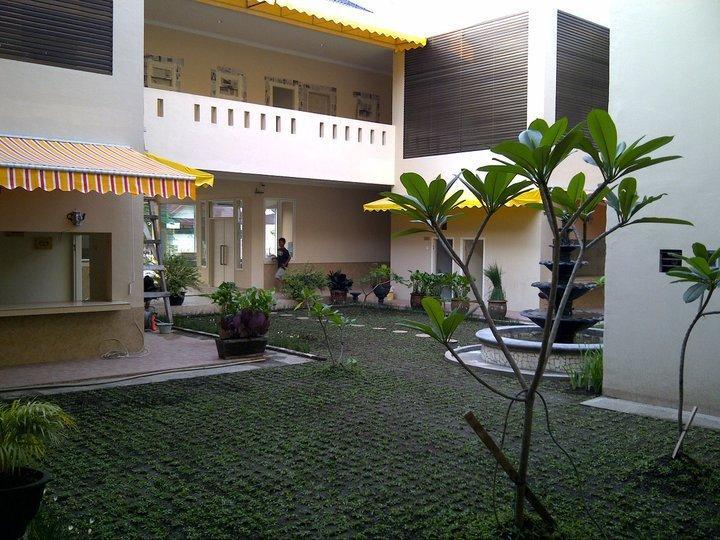 Roemah Moesi Hotel Medan Exterior photo