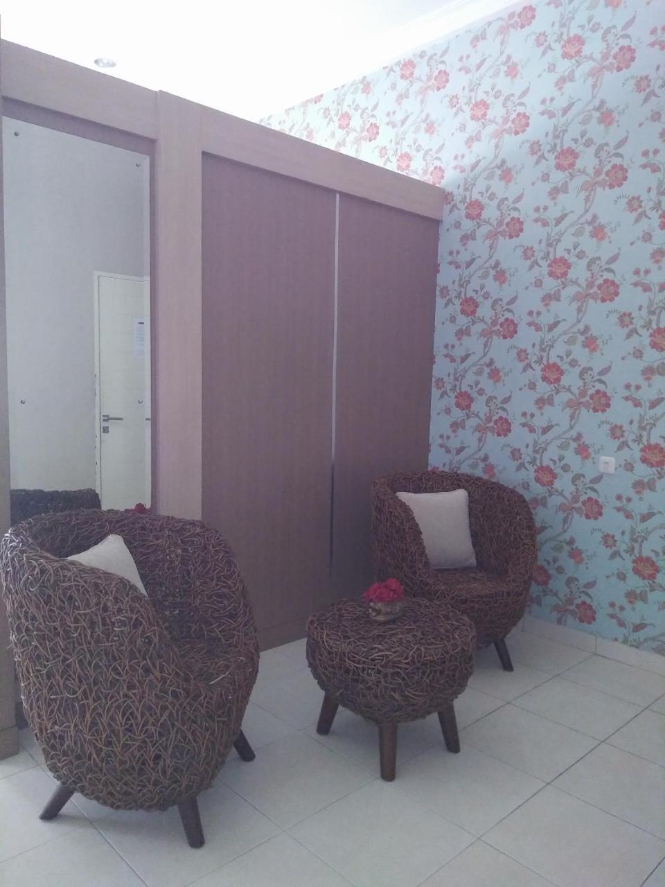 Roemah Moesi Hotel Medan Exterior photo