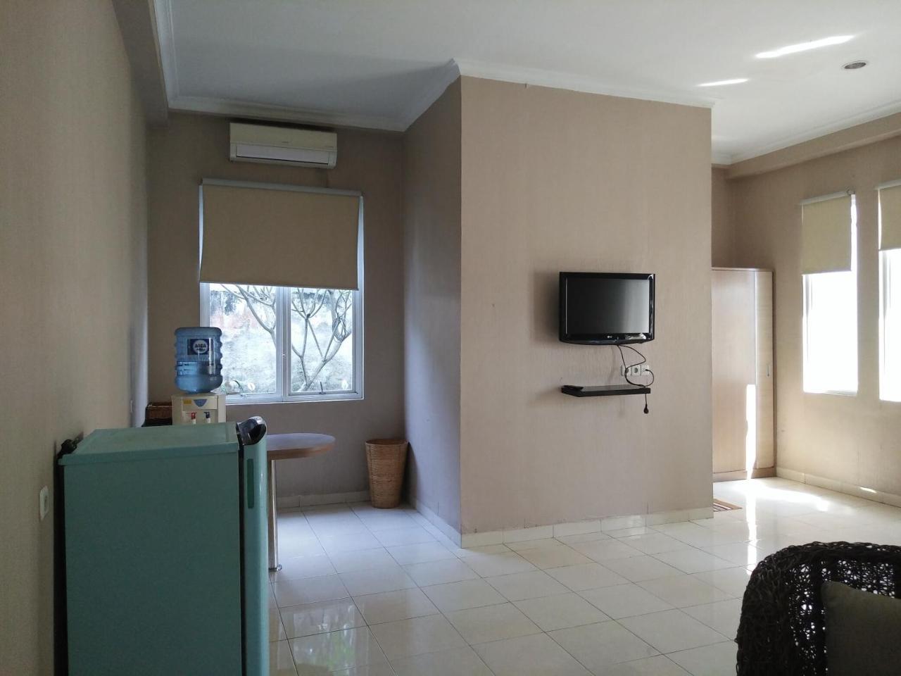 Roemah Moesi Hotel Medan Exterior photo