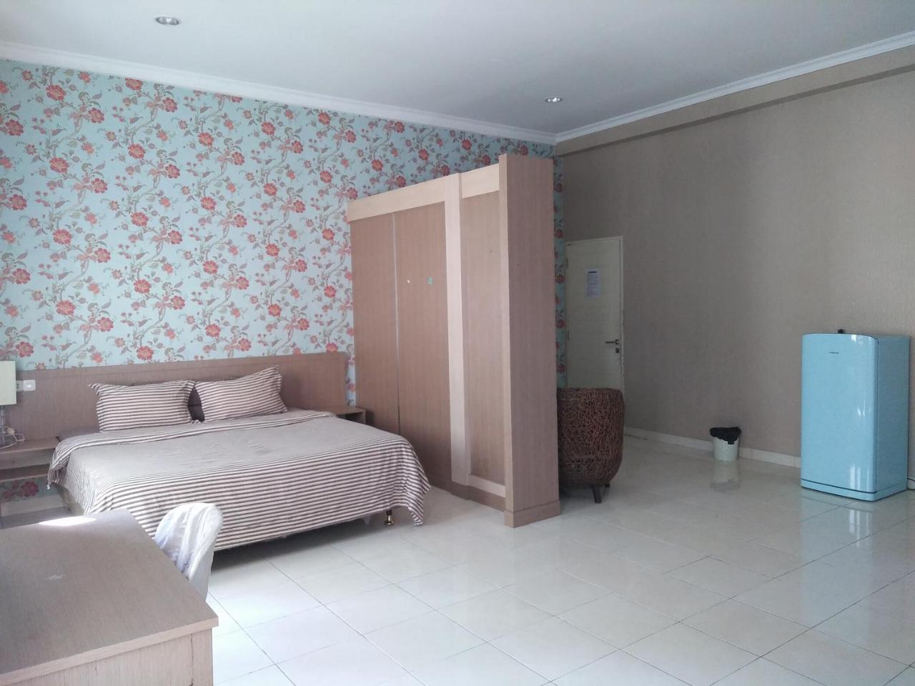 Roemah Moesi Hotel Medan Exterior photo
